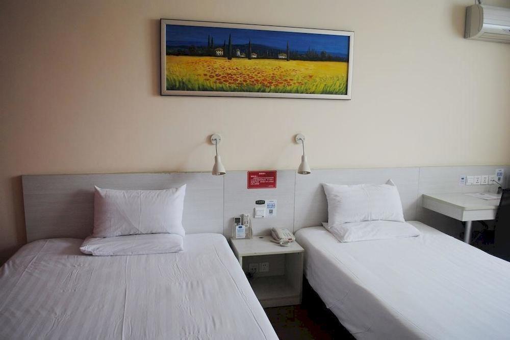 Hanting Express Shanghai Middle Sichuan Road ภายนอก รูปภาพ