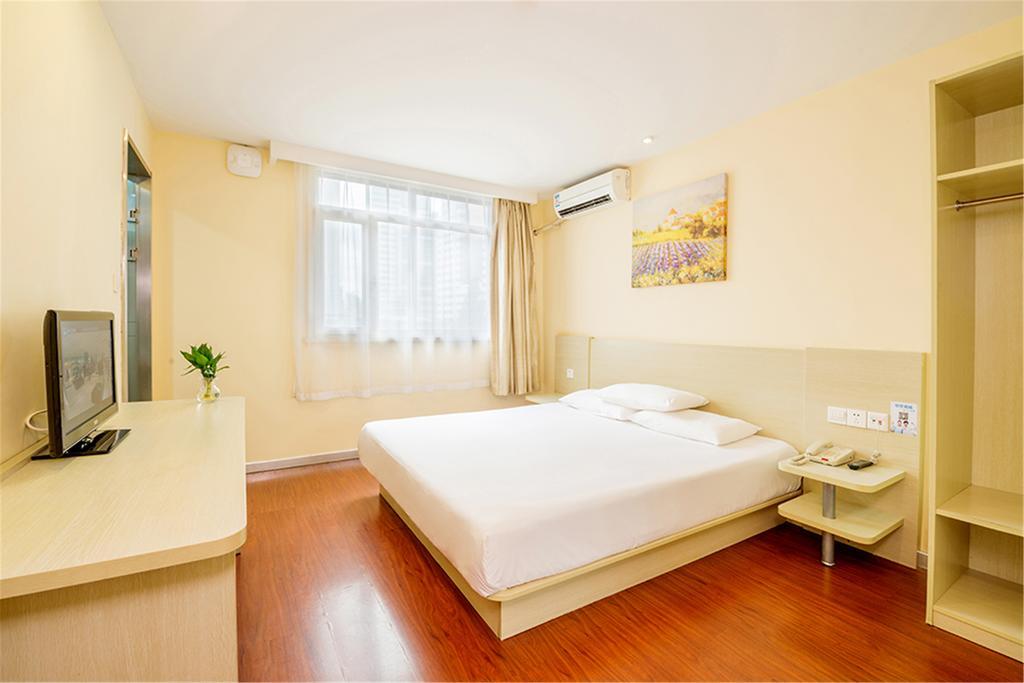 Hanting Express Shanghai Middle Sichuan Road ภายนอก รูปภาพ